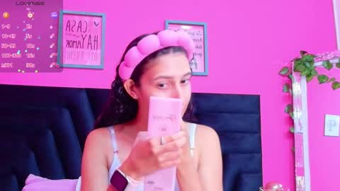 Snapshot of beautifulskinny18 chatting on September 28, 7:45 pm Shalom online show from September 28, 7:45 pm