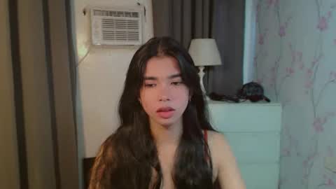 TRIXIE online show from April 5, 2:52 am