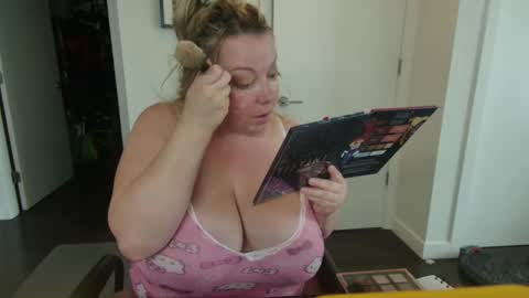 Snapshot of beauty4agent chatting on September 15, 7:15 pm beauty4agent online show from September 15, 7:15 pm