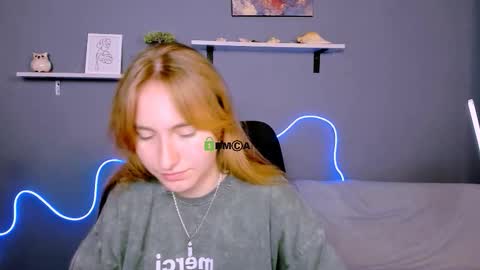 Snapshot of beauty_ginger chatting on September 23, 1:27 pm beauty_ginger online show from September 23, 1:27 pm