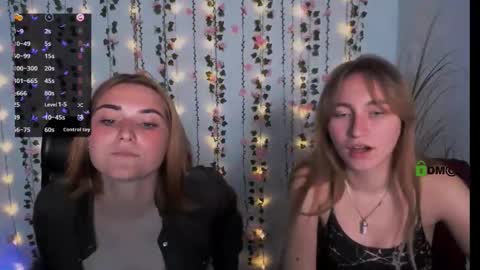 Snapshot of beauty_ginger chatting on September 25, 1:40 pm beauty_ginger online show from September 25, 1:40 pm