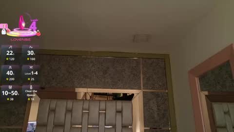 beauty_nina online show from May 11, 4:04 pm