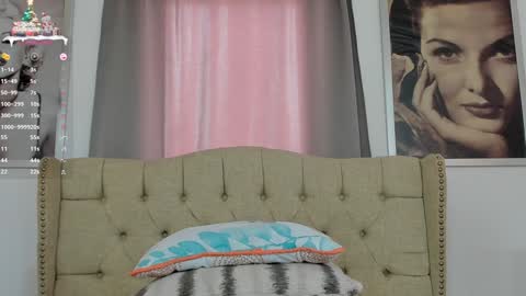 Ariana Reyes online show from December 20, 2:59 pm