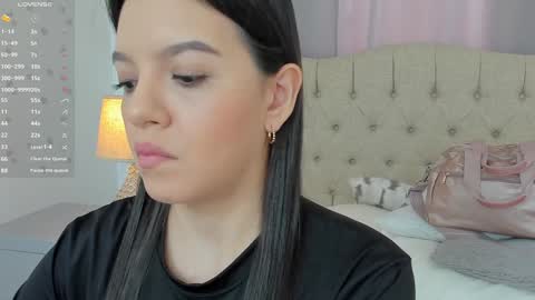 Ariana Reyes online show from December 2, 12:13 pm