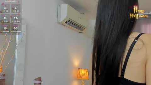 Snapshot of beautyari_ chatting on October 22, 1:02 pm Ariana Reyes online show from October 22, 1:02 pm