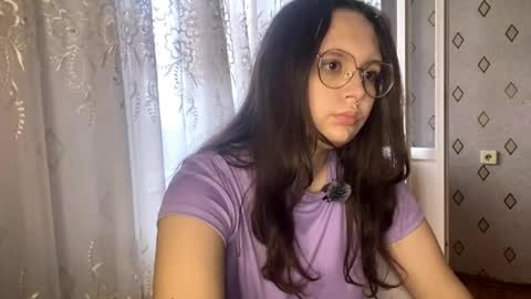 Melissa online show from May 6, 9:04 am