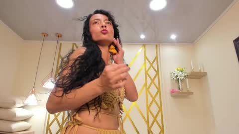 Becca online show from April 6, 7:04 pm