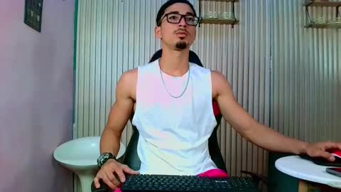 becker2_ online show from January 15, 6:39 pm