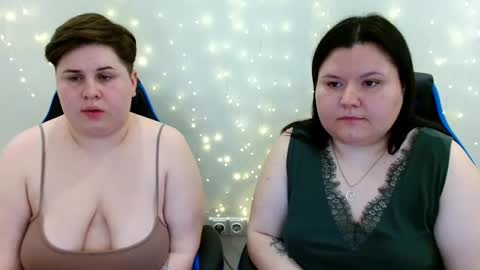BeckyAndEllen online show from May 13, 10:08 pm