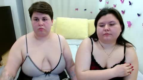 BeckyAndEllen online show from October 1, 3:33 pm