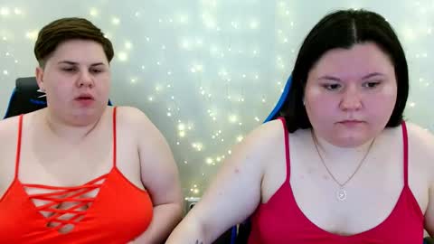 BeckyAndEllen online show from May 9, 7:31 pm