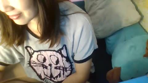 beebaby_xx online show from November 7, 12:18 pm