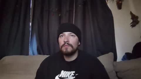 beefystick93 online show from February 28, 2:42 pm