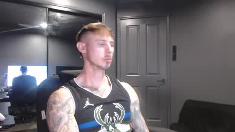beelzebubxo online show from June 17, 3:00 am