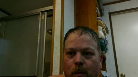 Snapshot of beer_money69 chatting on January 27, 8:17 pm beer_money69 online show from January 27, 8:17 pm