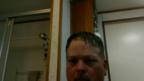 Snapshot of beer_money69 chatting on October 1, 5:45 pm beer_money69 online show from October 1, 5:45 pm