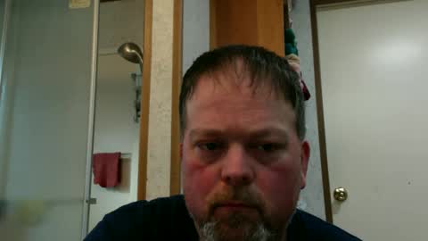 Snapshot of beer_money69 chatting on December 4, 8:01 pm beer_money69 online show from December 4, 8:01 pm