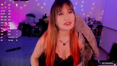       online show from March 5, 11:27 pm