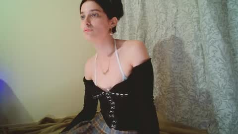 Mia online show from September 29, 10:31 pm