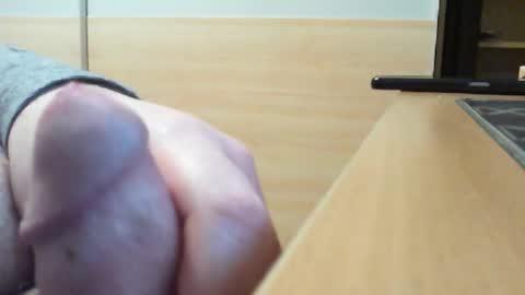 Snapshot of belgianfatcock chatting on February 22, 5:55 am belgianfatcock online show from February 22, 5:55 am