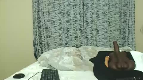 belindaxxxx online show from January 16, 9:40 am