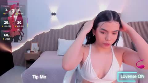 bella13_ online show from March 28, 10:33 pm