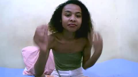 bella193999 online show from November 22, 5:55 pm