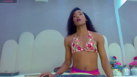bella_77_ online show from June 26, 4:29 am