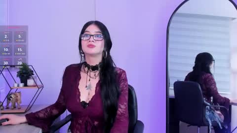 Bella Corbin   online show from May 30, 8:29 pm