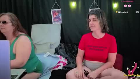 Bella James online show from December 4, 7:57 pm