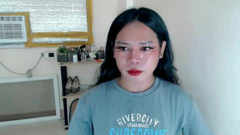 bella_ngo online show from July 3, 8:19 am