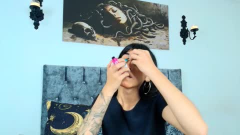 Bella online show from October 19, 12:04 am