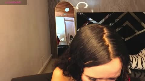 Bella online show from May 9, 1:06 pm