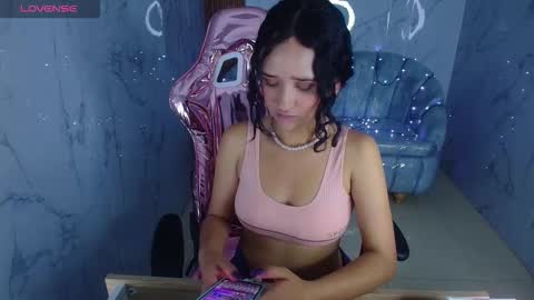 Bella online show from January 7, 8:14 pm