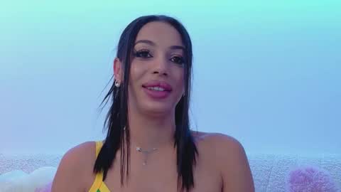 Bella online show from October 9, 7:52 pm