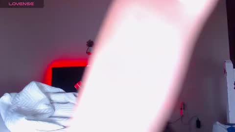 bella_xx9 online show from January 3, 4:48 pm