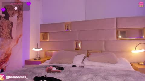 Bella Becca  online show from January 18, 9:02 pm