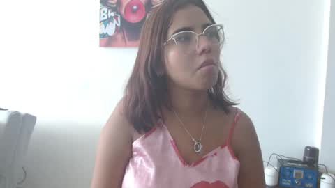 bellabaaker online show from June 30, 1:32 pm