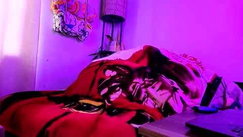 Belle online show from December 22, 8:47 pm