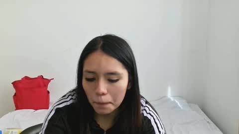 Snapshot of bellabliss123 chatting on October 11, 7:06 pm bellabliss123 online show from October 11, 7:06 pm