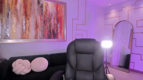  Bella C  online show from November 18, 6:11 pm