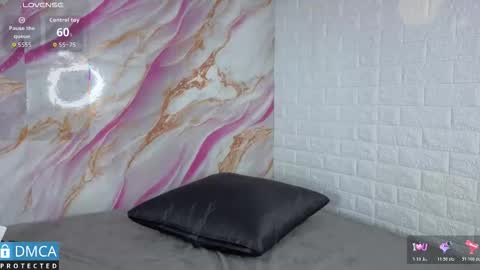   online show from February 27, 2:21 pm