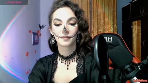Snapshot of bellaqueen0701 chatting on October 26, 4:06 pm bellaqueen0701 online show from October 26, 4:06 pm