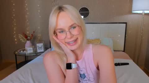 Bella online show from February 3, 6:40 am