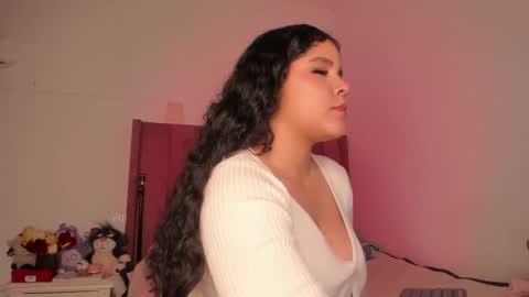 Bella online show from February 21, 6:59 pm