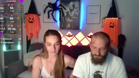 Snapshot of bellaxundxuwe chatting on October 19, 7:40 pm Bella und Uwe online show from October 19, 7:40 pm