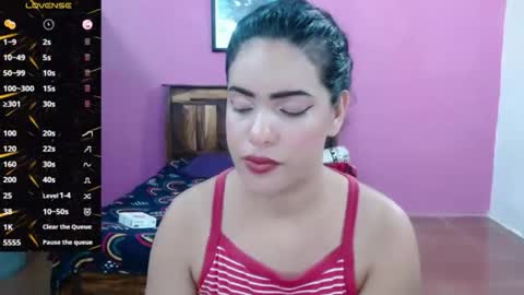 Snapshot of belle_katty000 chatting on October 1, 7:24 pm SOFIA online show from October 1, 7:24 pm