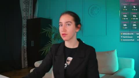 Bella online show from June 1, 3:24 pm
