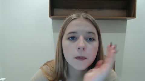 bellochka_ online show from December 21, 1:17 pm