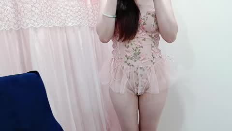 Belly online show from May 27, 1:57 am